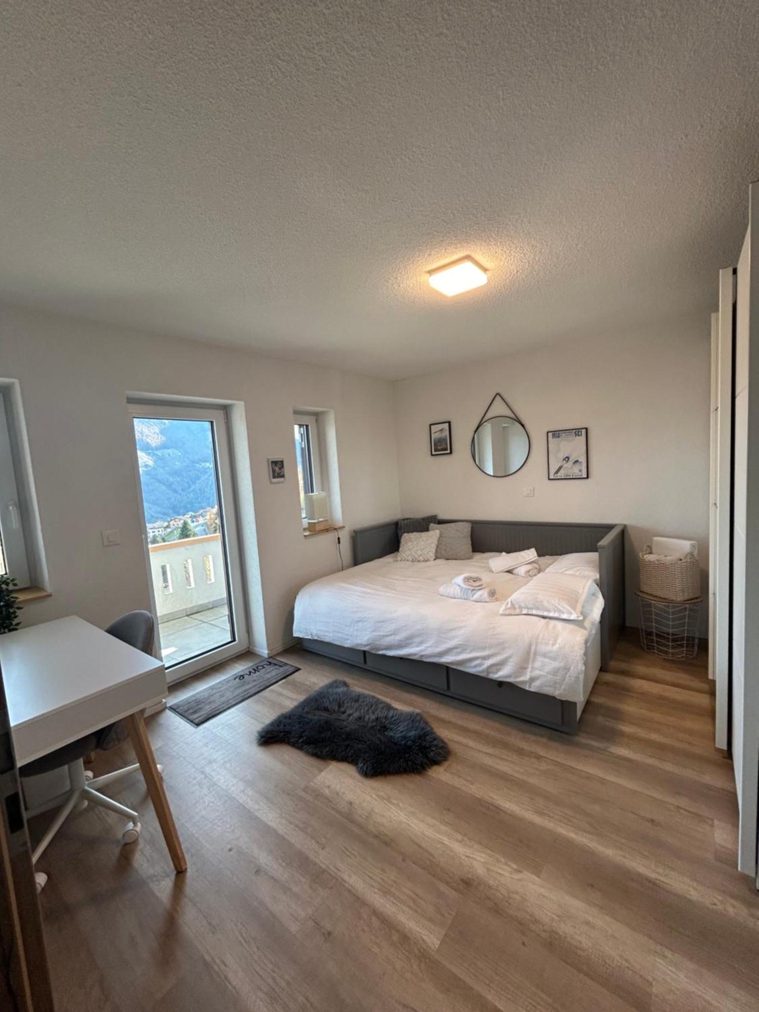 Apartment 4 Valleys Modern With Free Parking *