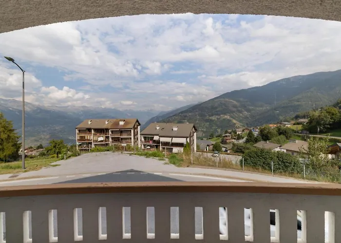 4 Valleys Modern Appartment With Free Parking