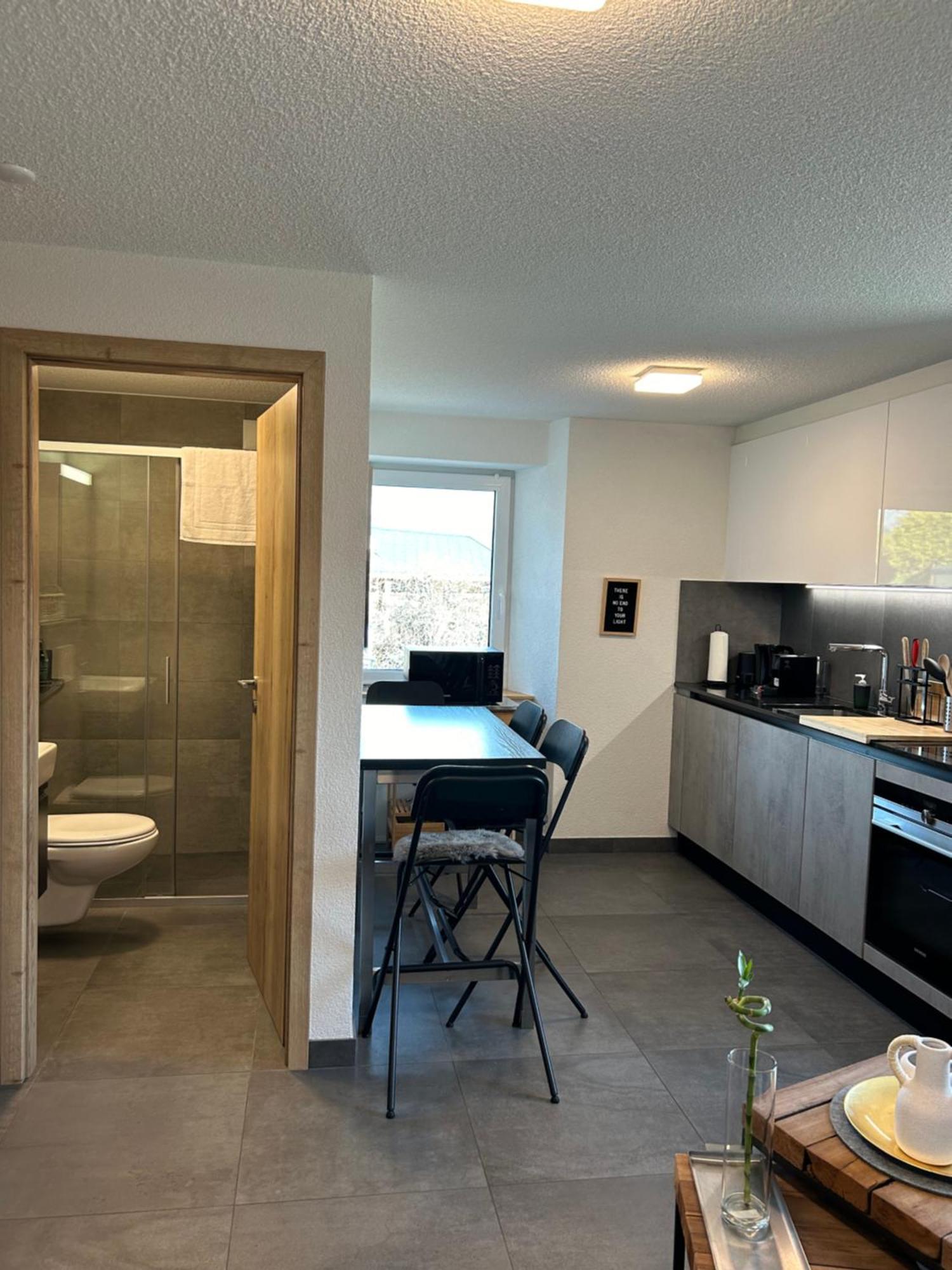 4 Valleys Modern With Free Parking